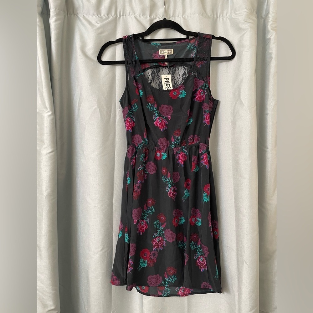 Pacsun size small floral dress NWT
